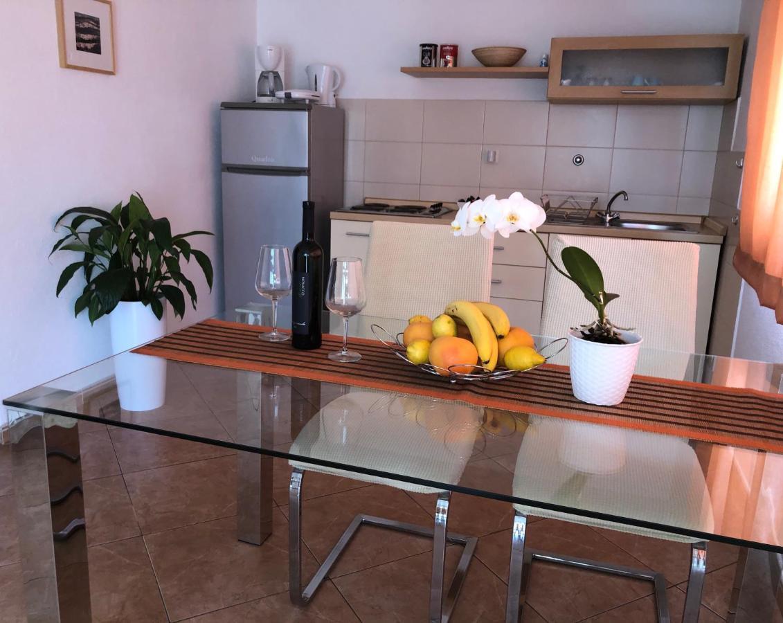 Novigrad Istria Apartments Roberta מראה חיצוני תמונה