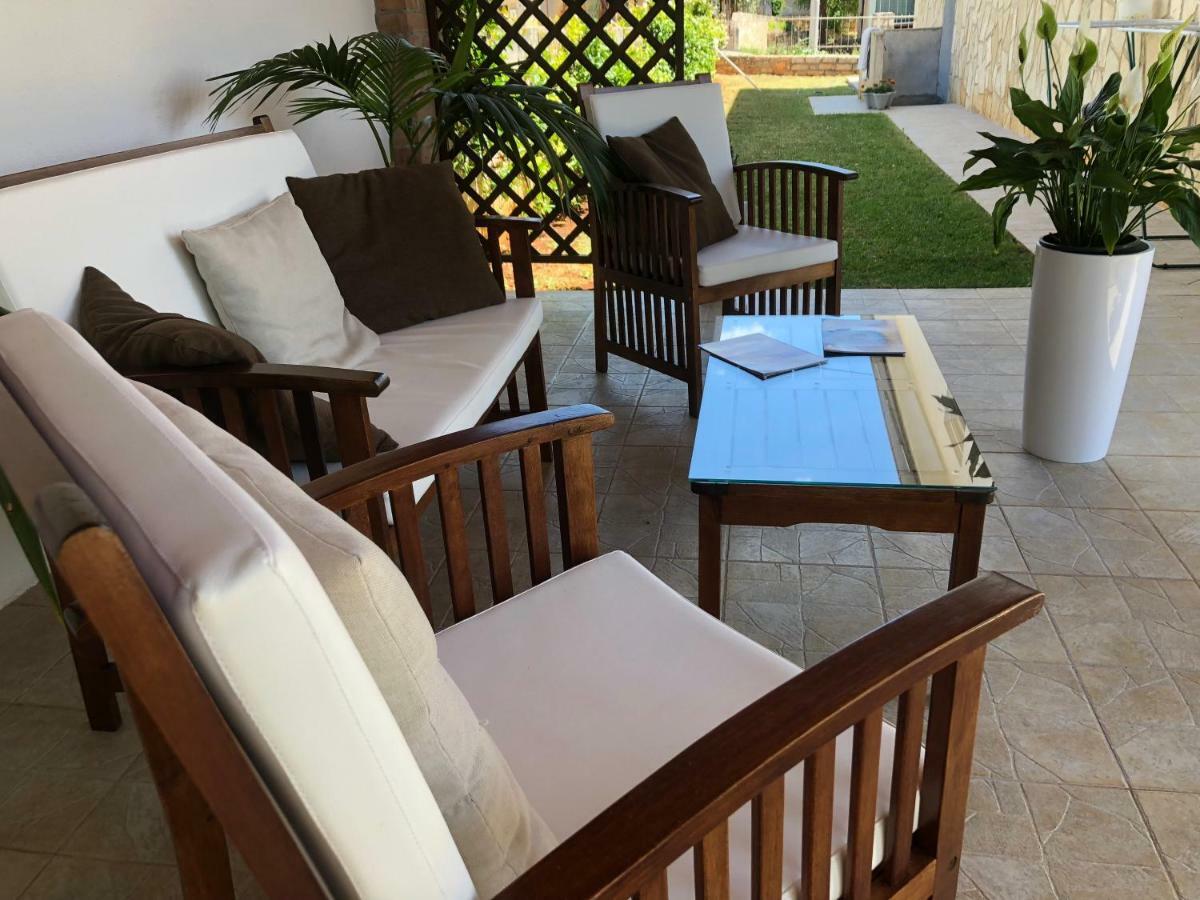 Novigrad Istria Apartments Roberta מראה חיצוני תמונה